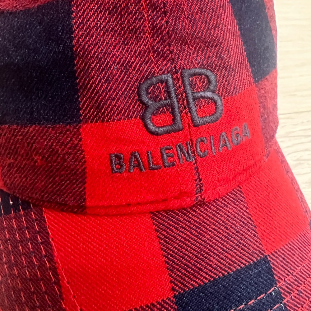 BALENCIAGA Flannel Baseball Cap In Red Blue - Picture 3 of 5